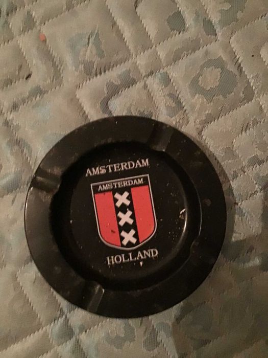 cinzeiro preto holanda