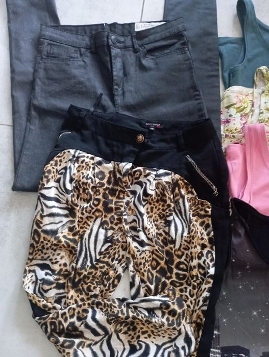 Zestaw ciuszków damskich