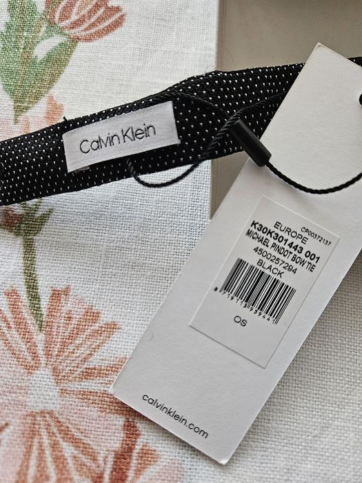 Mucha Calvin Klein, nowa