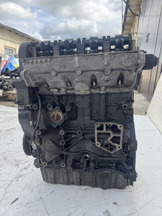 Двигун мотор VW GOLF V AUDI A3 8P SEAT ALTEA 2.0 TDI 140 KM BMM пробіг 187 ткм
