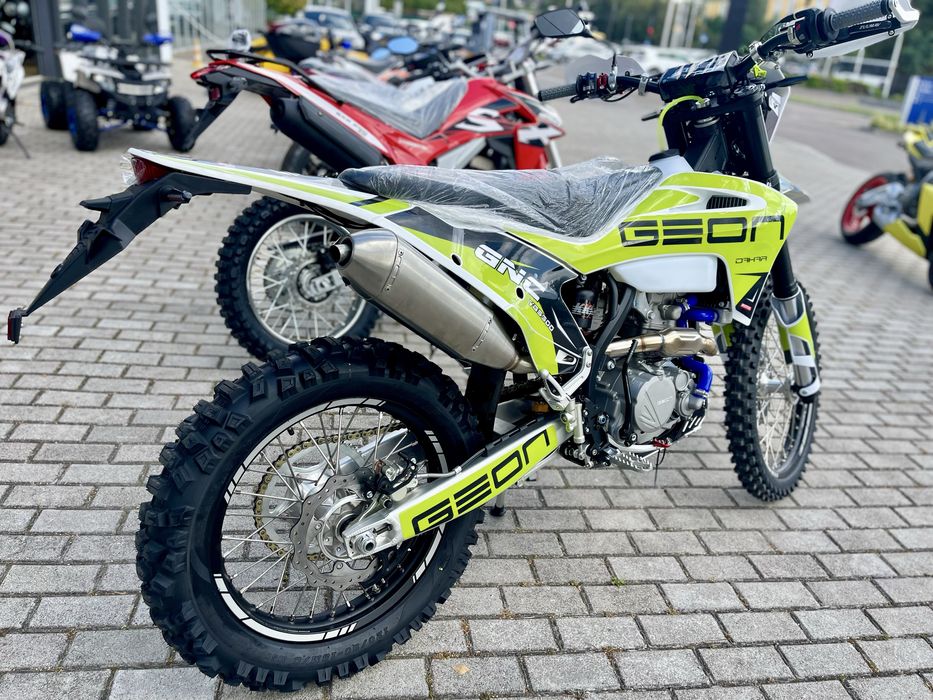 Мотоцикл GEON DAKAR GNC 300 YBS 21/18 МКПП 5