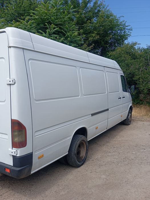 Мерседес Спрінтер 412