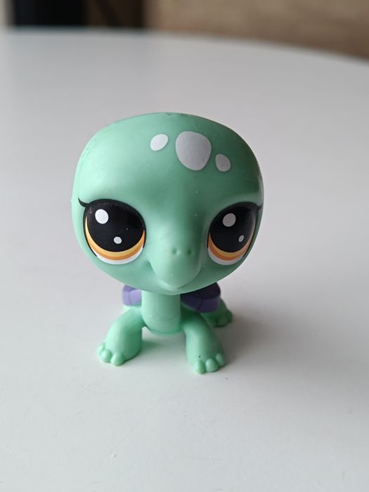 Littlest pet shop LPS
