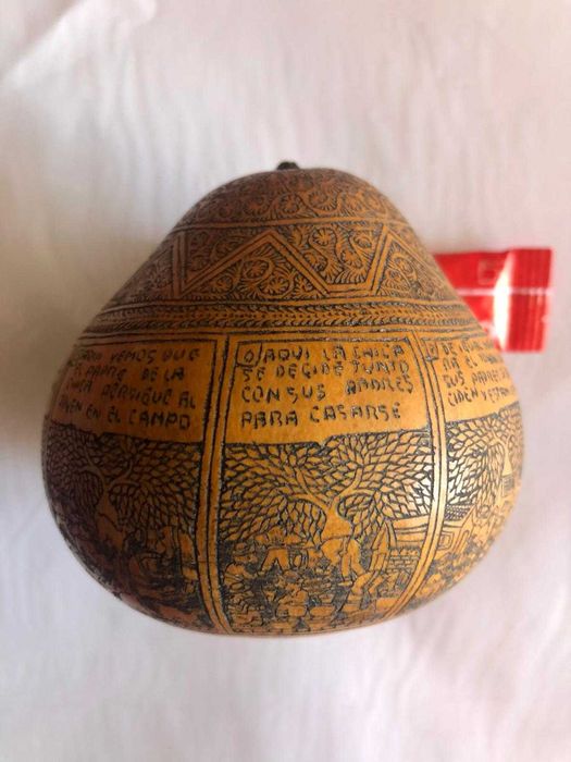 O casamento gravado numa cabaça - arte e etnografia peruana. Huancayo.
