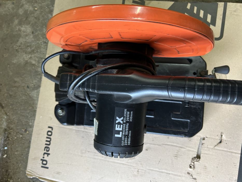 Piła do cięcia metalu