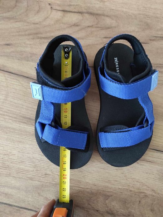 Sandały Reserved rozmiar 29