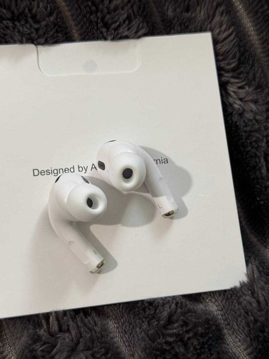 Оригінал як нові airpods pro 2