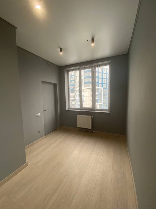 Квартира с тремя спальнями и кухней-студией на пр.Гагарина, новый дом!