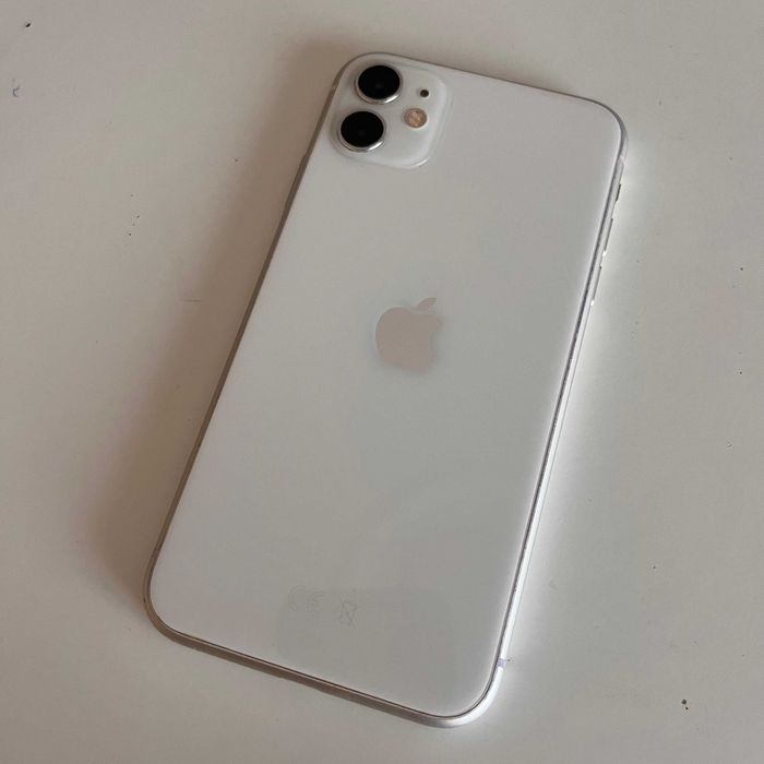 iPhone 11 White 128Gb