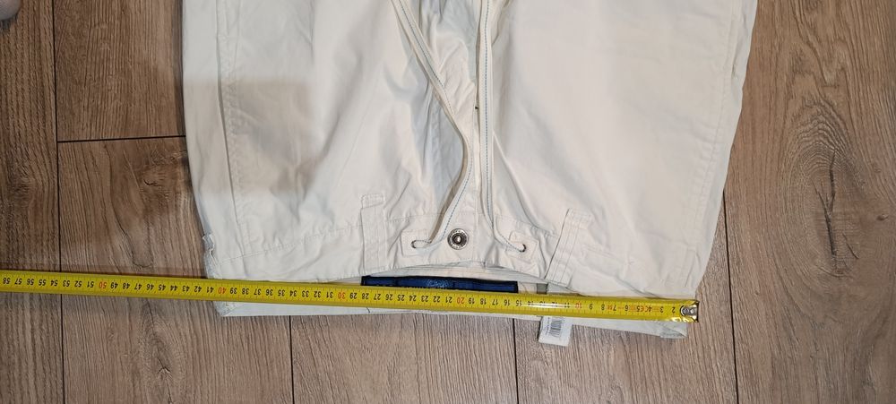 Białe spodnie roz 40