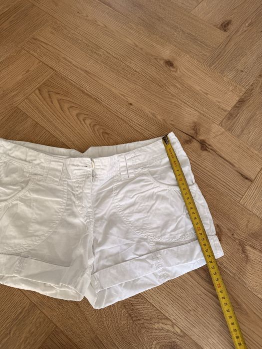 Spodenki białe roz S