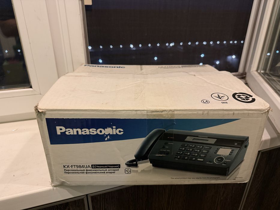 Факс Panasonic KX-FT984 черный в коробке комплект