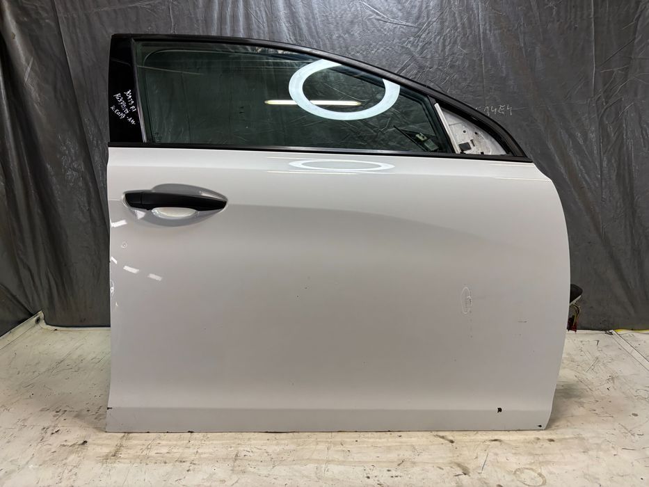 Drzwi Prawy Przód Peugeot 308 T9 K: Ewpb