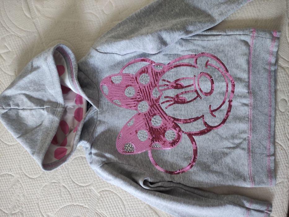 Bluza kangurek Disney Minnie rozmiar 116