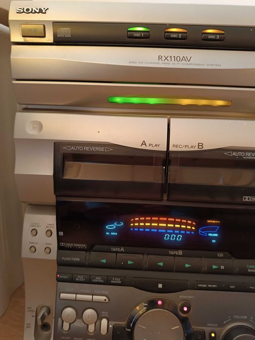 aparelhagem sony com 5 colunas
