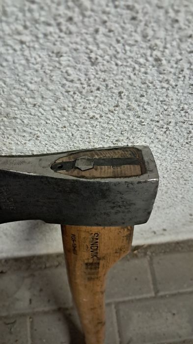 Szwedzka siekiera Sandvic