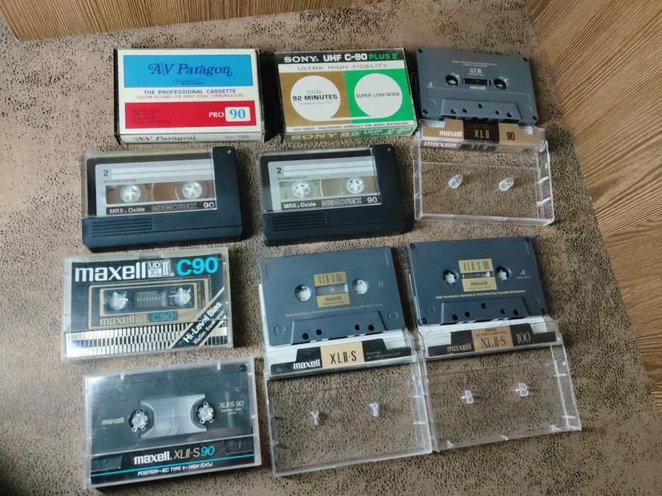 аудіо касети Memorex .Maxell хром і ін.