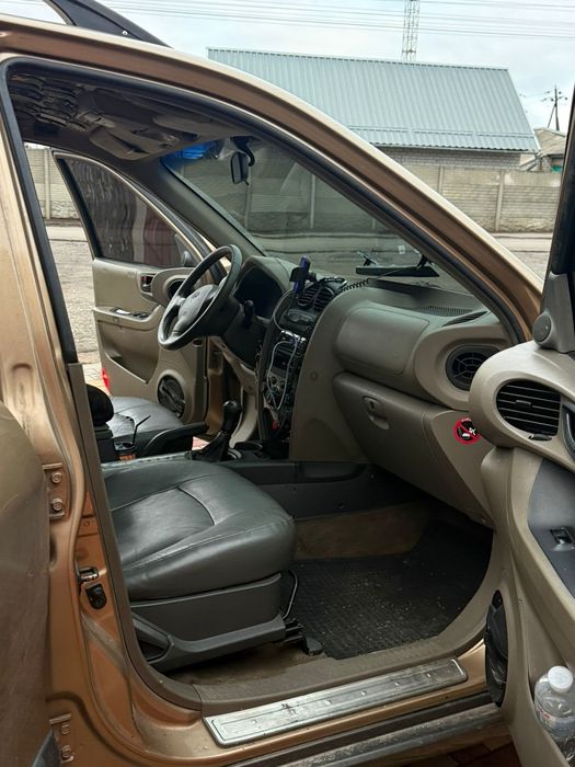 автомобиль  Hiundai Santa fe
