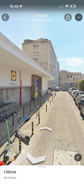 Quarto partilhado no centro - SEM CAUÇÃO