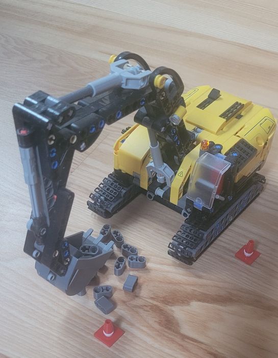 Lego technic koparka 42121