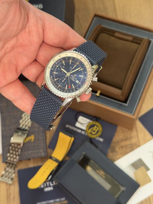 Breitling Navitimer World 46mm  Blue Super Set PL Salon