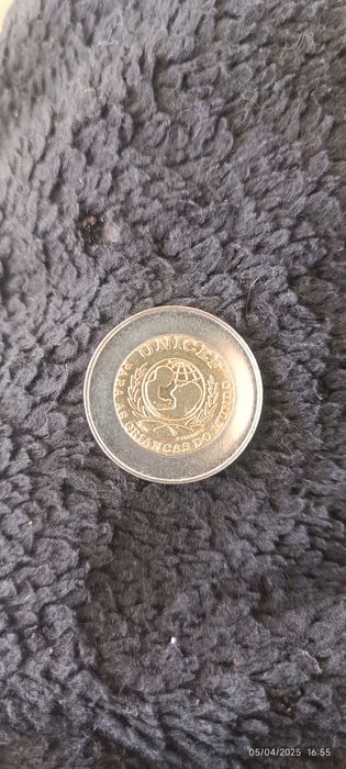 Moeda Cem Escudos UNICEF 1999