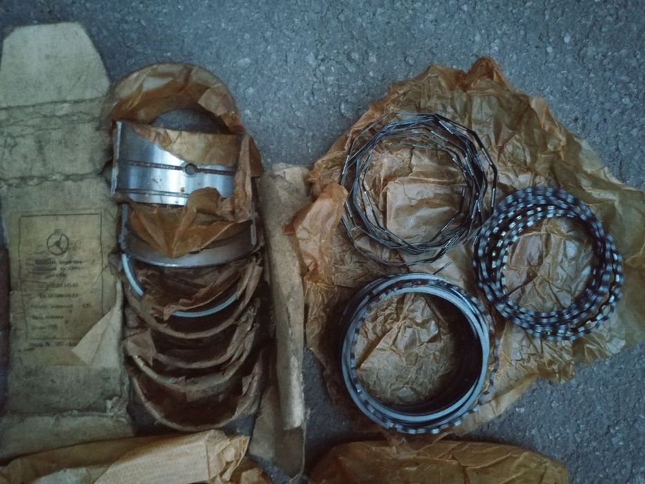 Кільця вкладиші пальці поршень 92мм 83мм 72мм УАЗ ГАЗ 69 51 52 53 ПД10