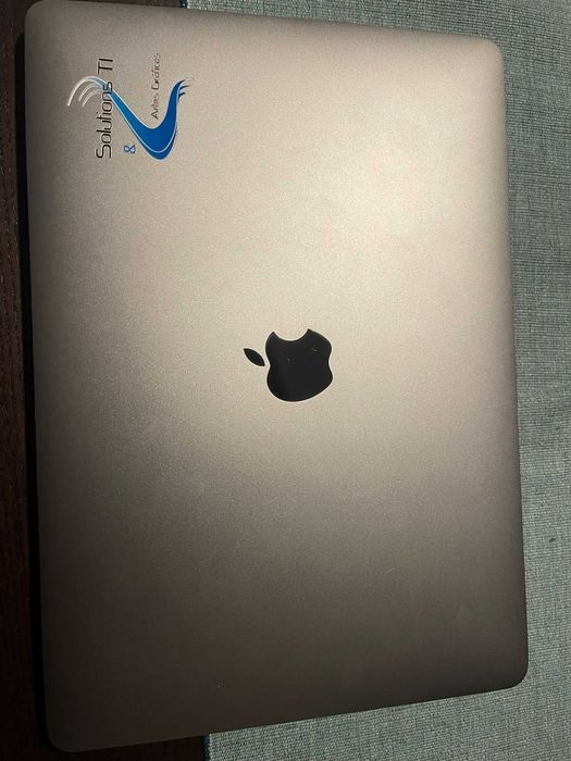 macbook pro 2020 i7 32gb ram