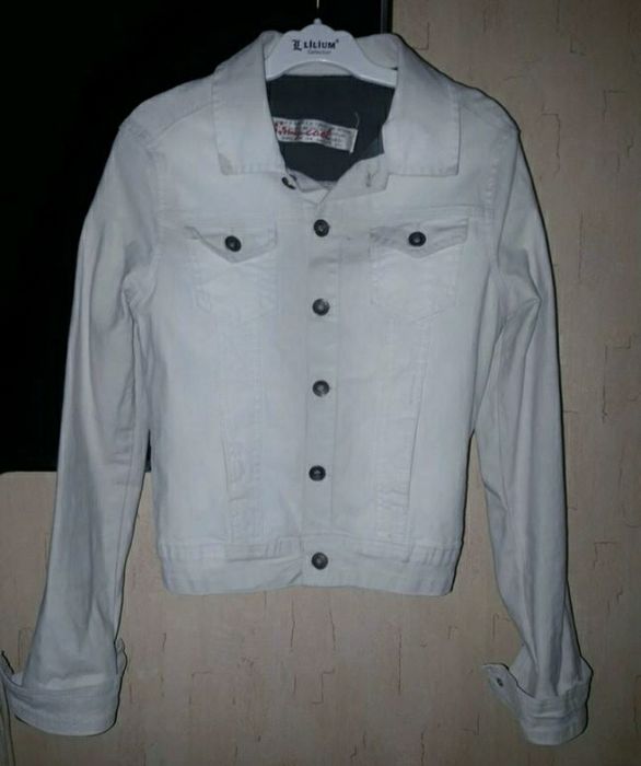 Джинсовая куртка