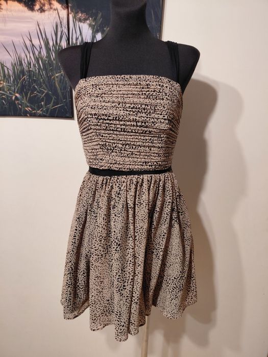 Sukienka damska marki Guess,  rozmiar S