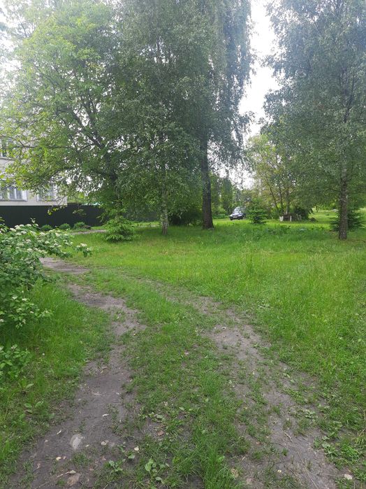 Половина двохповерхового житлового будиноку