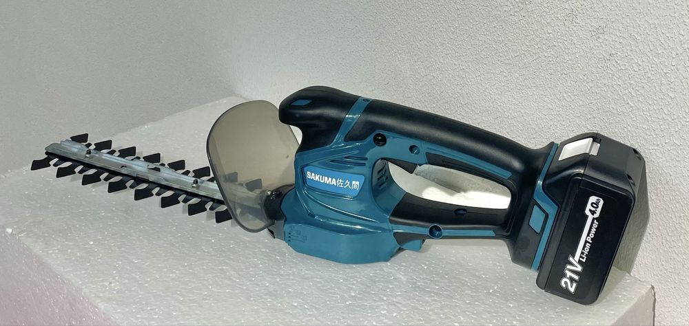 Аккумуляторные ножницы кусторез SAKUMA CUM 1221