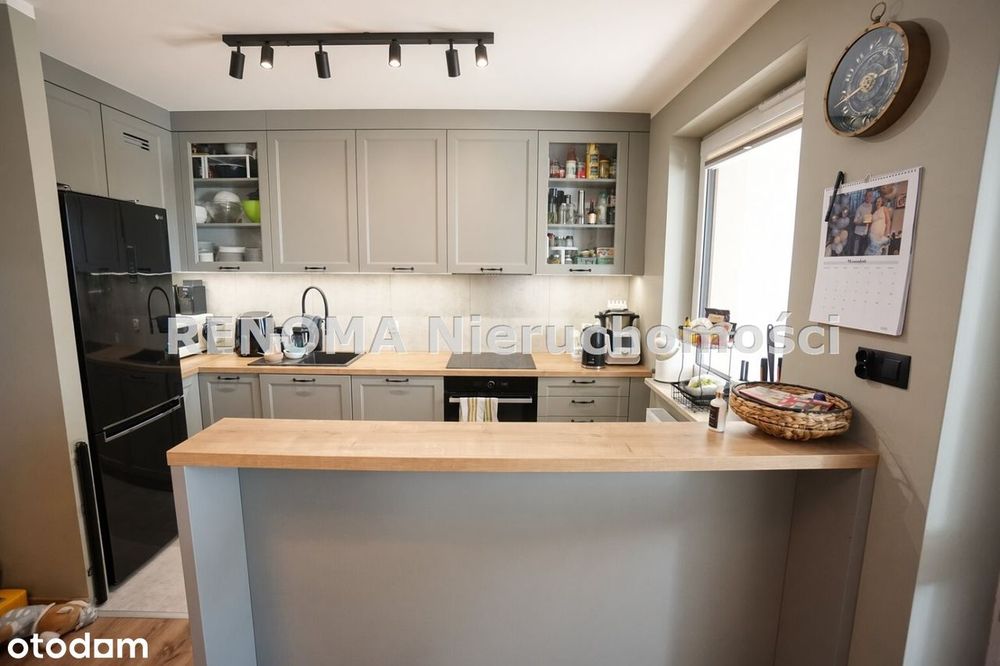 3 pokoje, 68,5m2 , balkon 15 m² z widokiem na las