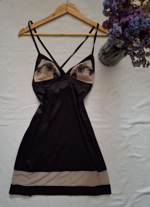 Нічна сатинова сорочка Anabel Arto