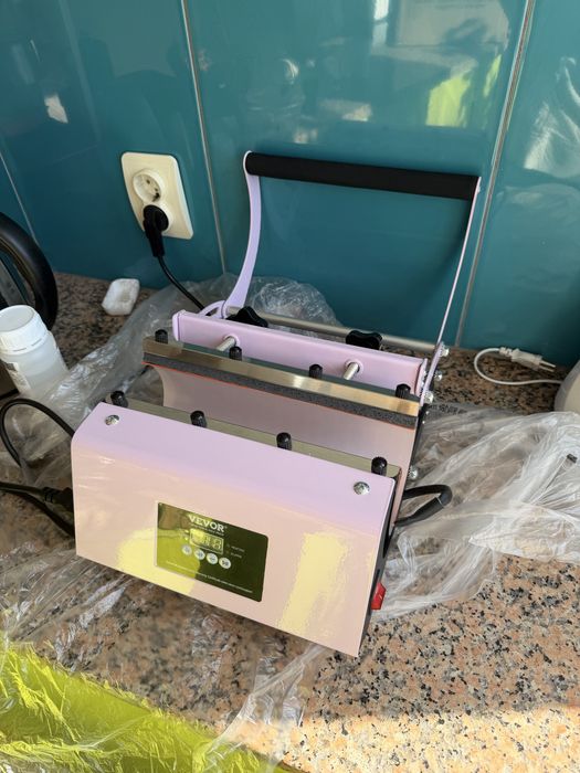 Prensa para estampagem de copos e canecas