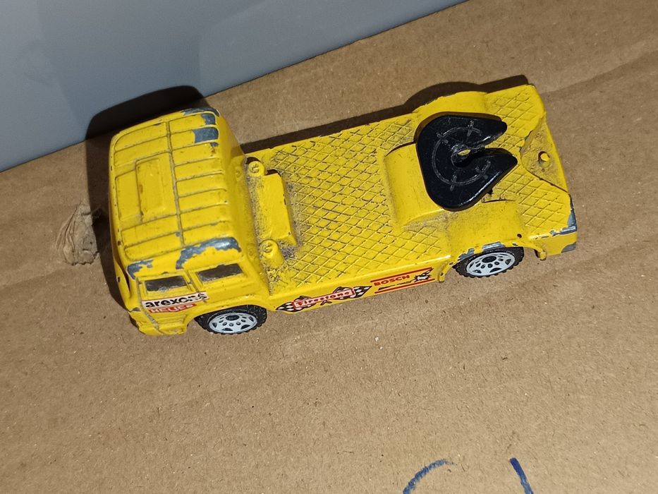 Metalowy Model ciężarówki Iveco od siku