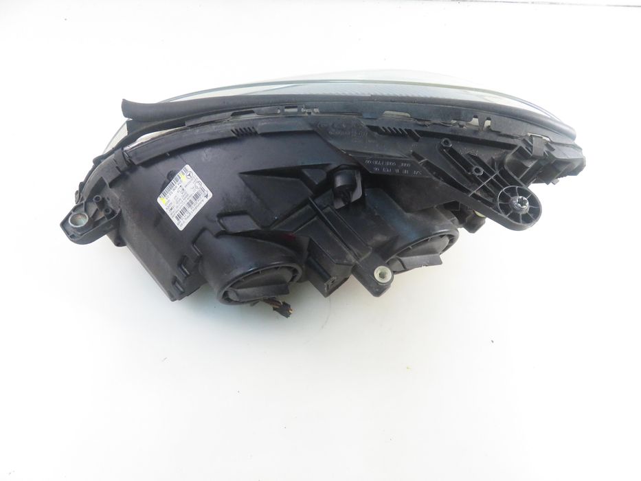 Lampa Prawa Przednia Mercedes-benz Klasa C T-model (s204)
