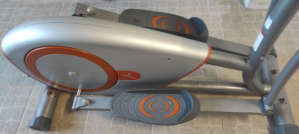 Bicicleta Elíptica Domyos VE 570 — 100% Funcional (Charneca de Caparica)