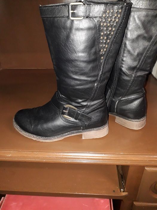 Botas  de criança 37