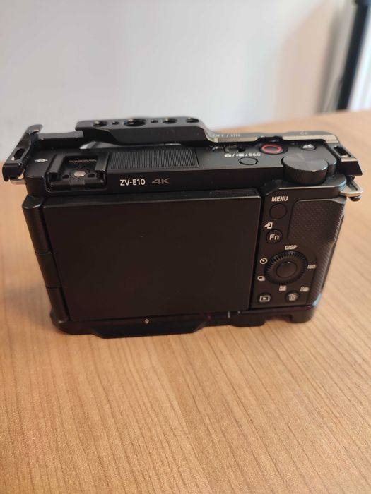 Aparat SONY ZV-E10LBD + Obiektyw 16-50mm f/3.5-5.6 II PZ OSS Czarny