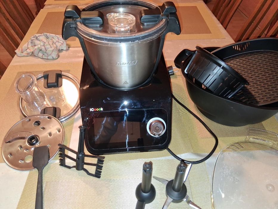 Termorobot ICOOK MPM MRK-18 1300W CZARNY