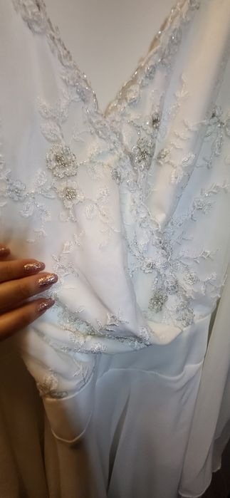 Suknia ślubna r. 48/50