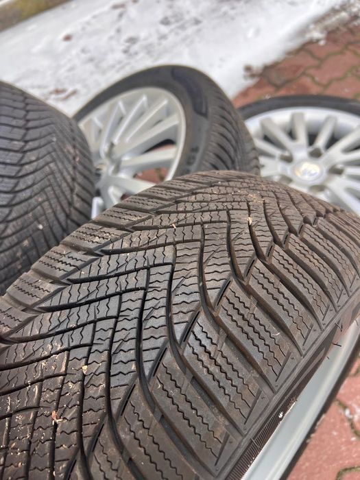 Suzuki Swift Sport 5x114,3 oryginalne alufelgi / kola zimowe R16