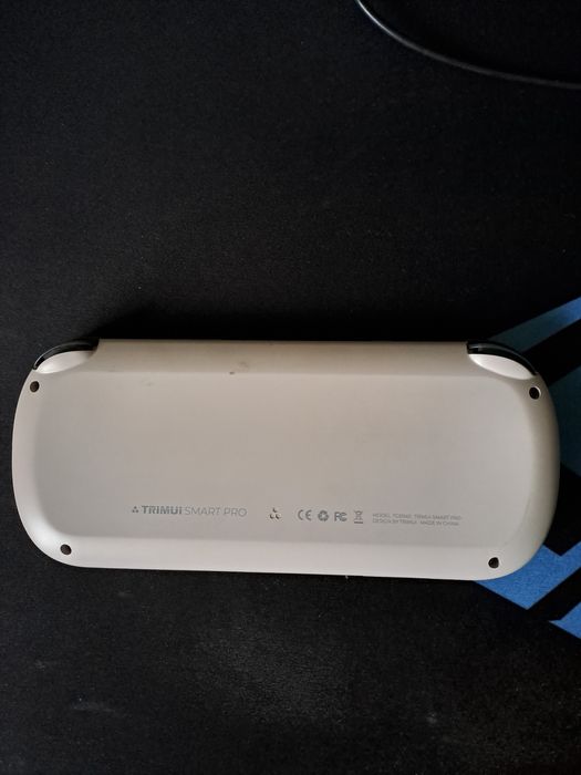 Приставка  trimui smart pro