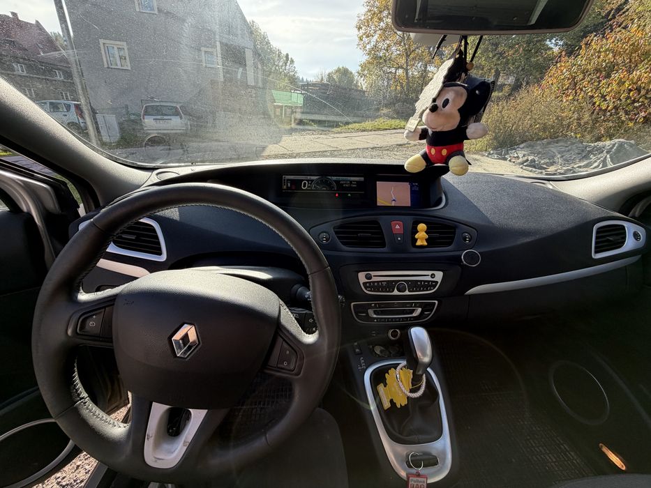 Renault scenic 3 2010
