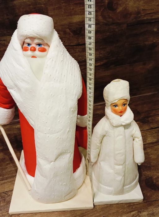 Дід Мороз та Снігуронька з 1986 року