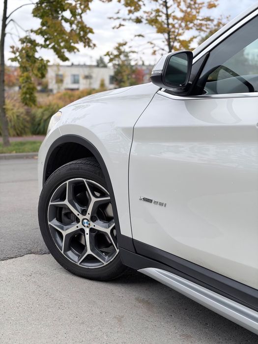 BMW X1 BMW X1 F48 - szklany dach, skórzane fotele