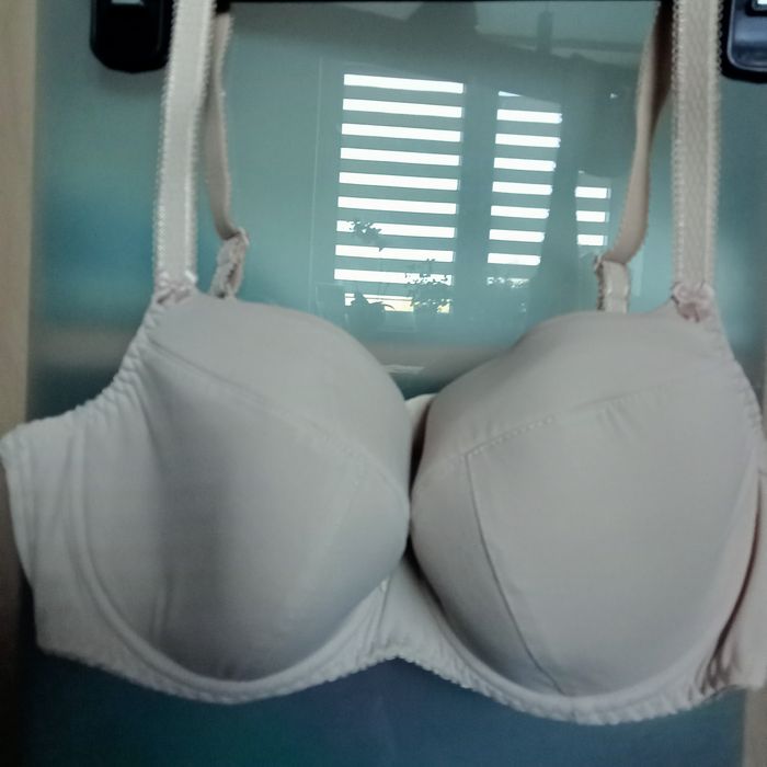 Biustonosz NOWY, beżowy Ava 95B