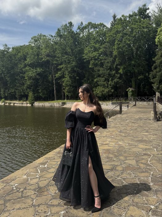 Продам чарівну випускну сукню