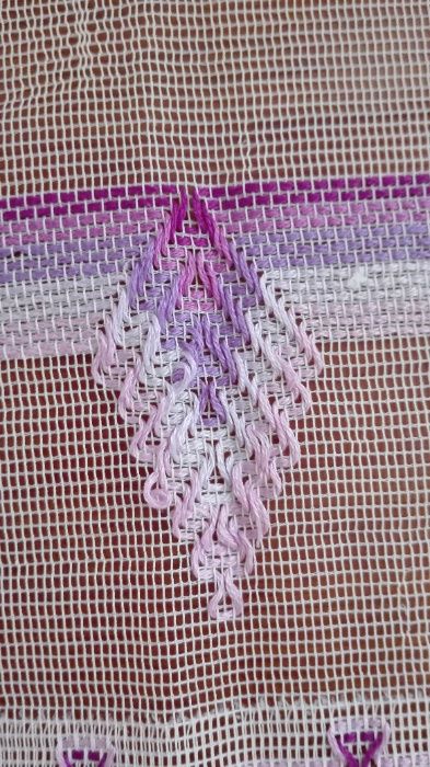 Naperons em ponto jugoslavo